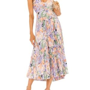 ASTR the Label- Floral Pleated Maxi Dress